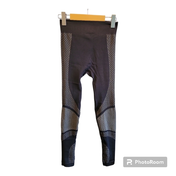 Lululemon About That Base Tight Leggings/Gray Slate Compression - Picture 5 of 7